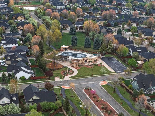 652 E Bonita Canyon, Meridian, ID 83646