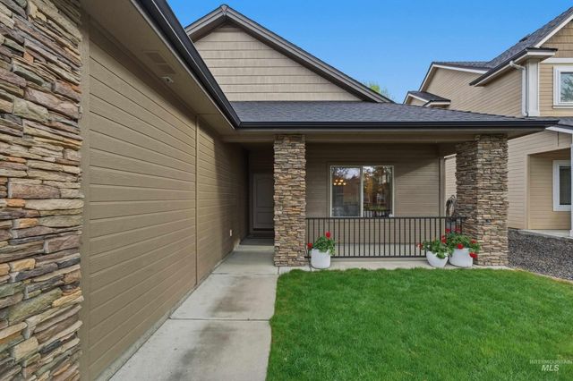 652 E Bonita Canyon, Meridian, ID 83646
