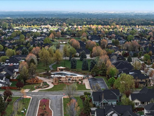 652 E Bonita Canyon, Meridian, ID 83646