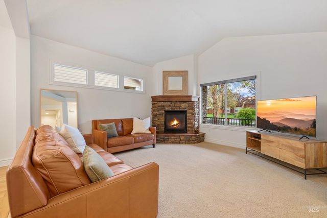 652 E Bonita Canyon, Meridian, ID 83646