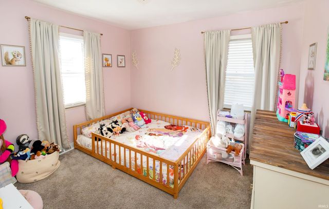 2141 Sweetser Avenue, Evansville, IN 47714
