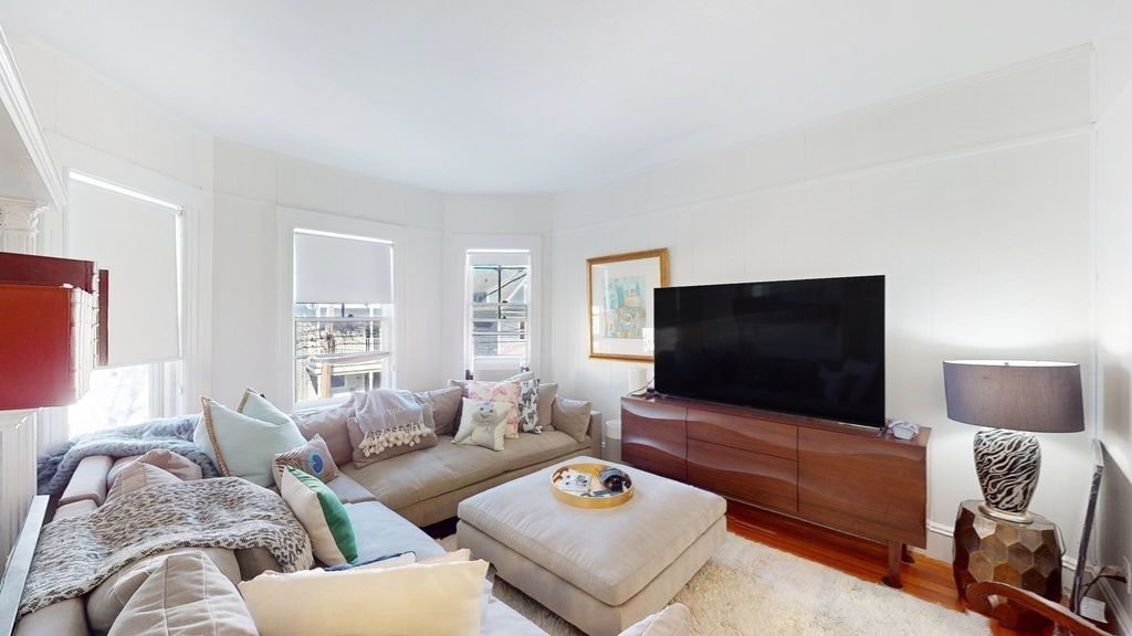 70 Hudson 1, Somerville, MA 02143