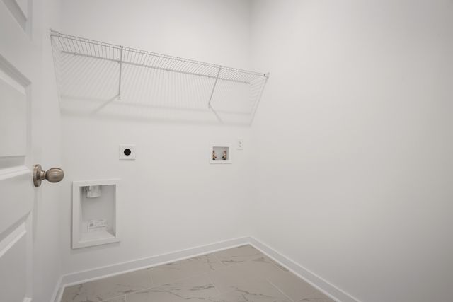 7092 Sutton Drive, White House, TN 37188