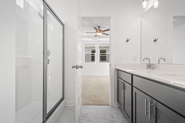 7092 Sutton Drive, White House, TN 37188