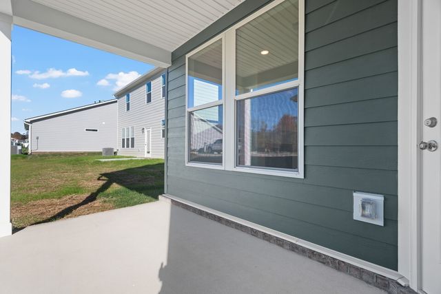 7092 Sutton Drive, White House, TN 37188