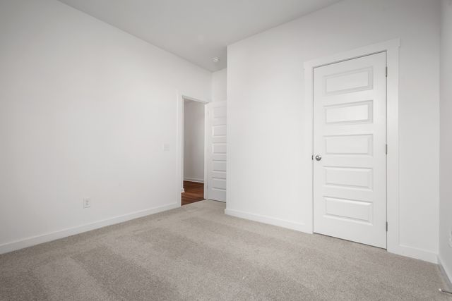 7092 Sutton Drive, White House, TN 37188