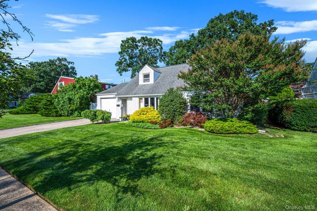 1319 Harry Lane, Merrick, NY 11566