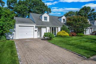 1319 Harry Lane, Merrick, NY 11566