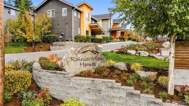 6018 S 127th Lane, Seattle, WA 98178