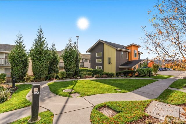 6018 S 127th Lane, Seattle, WA 98178