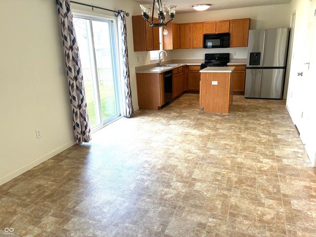 12674 Buck Run Drive, Noblesville, IN 46060