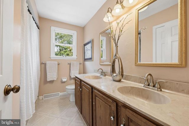 1024 CULTIPACKER RD, Yardley, PA 19067