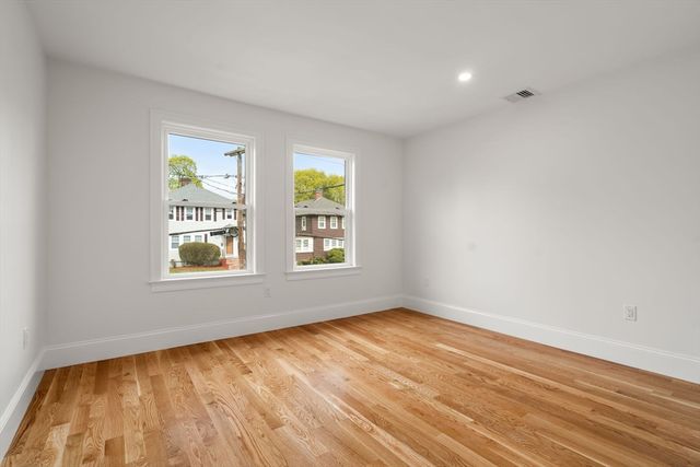 28 Pitcher Ave 2, Medford, MA 02155