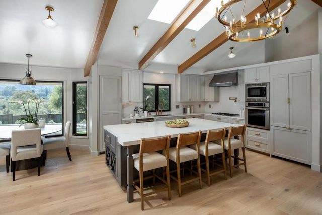 26201 Dori Lane, Los Altos Hills, CA 94022