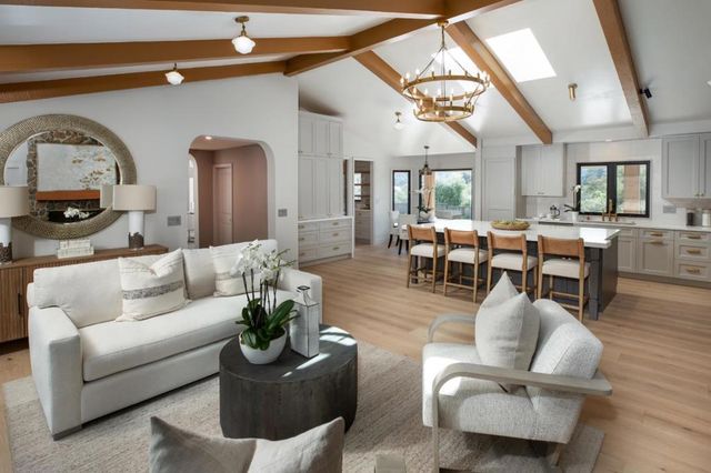 26201 Dori Lane, Los Altos Hills, CA 94022