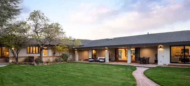 26201 Dori Lane, Los Altos Hills, CA 94022