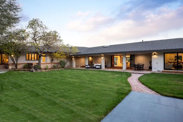 26201 Dori Lane, Los Altos Hills, CA 94022