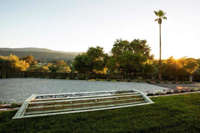 26201 Dori Lane, Los Altos Hills, CA 94022