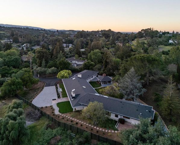 26201 Dori Lane, Los Altos Hills, CA 94022