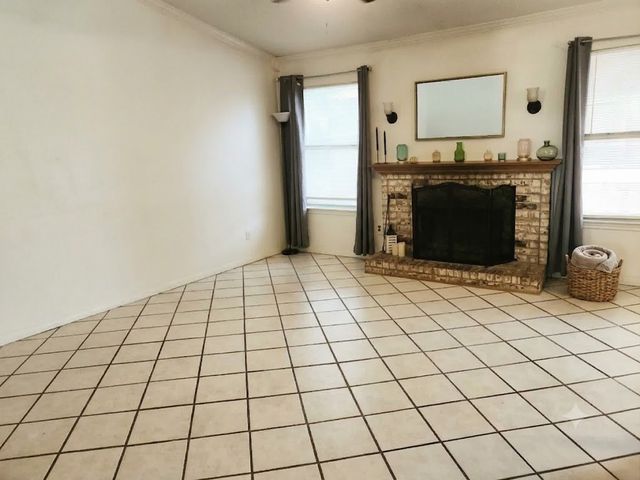 702 Shadybrook Lane, Seagoville, TX 75159