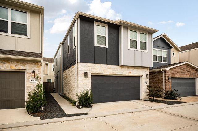 9810 Falling Fern Lane, Houston, TX 77080