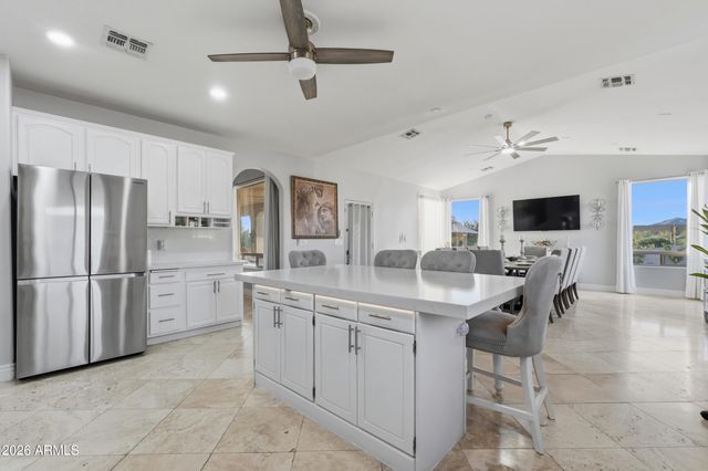 1106 E CIRCLE MOUNTAIN Road, New River, AZ 85087