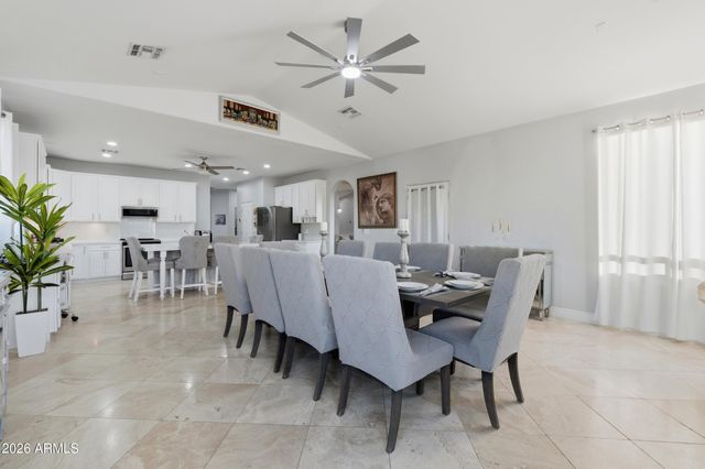 1106 E CIRCLE MOUNTAIN Road, New River, AZ 85087