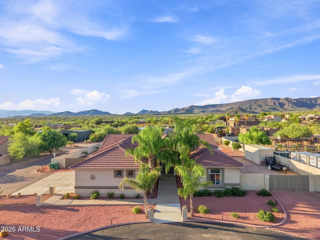 1106 E CIRCLE MOUNTAIN Road, New River, AZ 85087