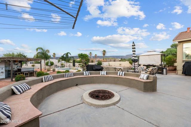 1106 E CIRCLE MOUNTAIN Road, New River, AZ 85087