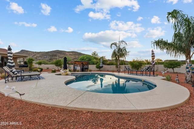 1106 E CIRCLE MOUNTAIN Road, New River, AZ 85087