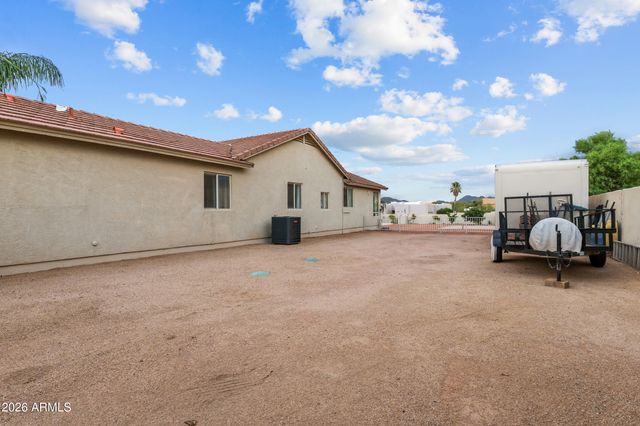 1106 E CIRCLE MOUNTAIN Road, New River, AZ 85087