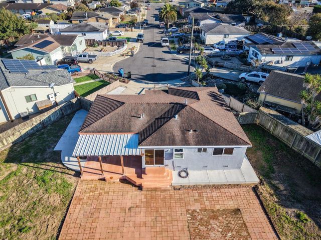 427 Andrew Circle, Marina, CA 93933