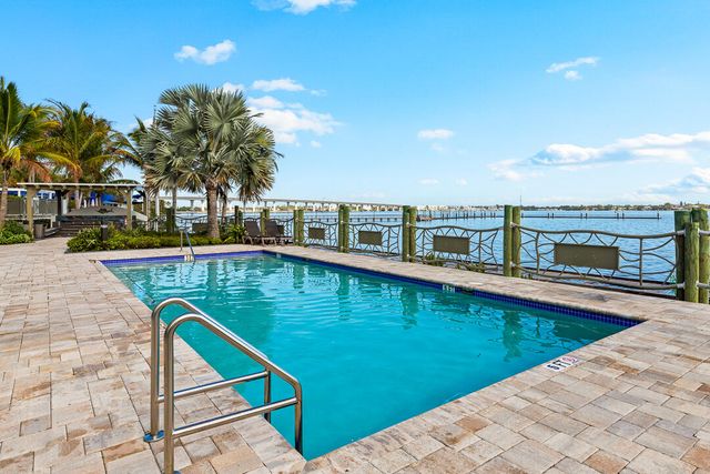 41 SW Seminole Street 307, Stuart, FL 34994