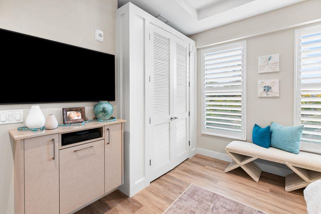 41 SW Seminole Street 307, Stuart, FL 34994