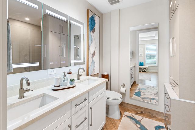 41 SW Seminole Street 307, Stuart, FL 34994