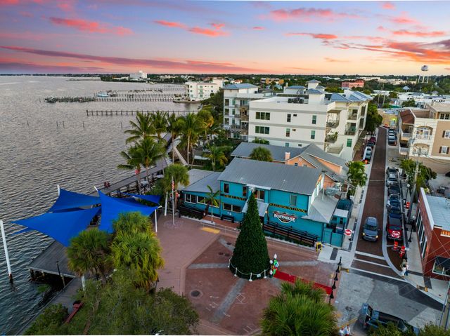 41 SW Seminole Street 307, Stuart, FL 34994