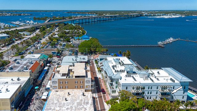 41 SW Seminole Street 307, Stuart, FL 34994