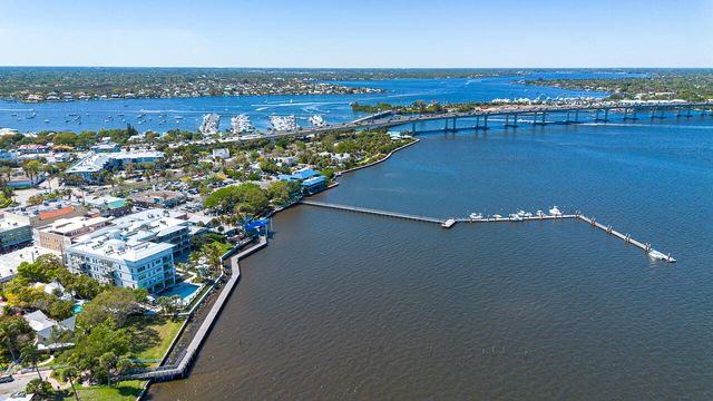 41 SW Seminole Street 307, Stuart, FL 34994