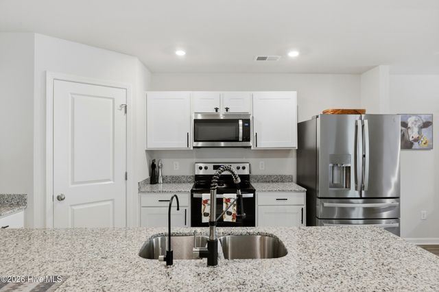 2518 Sardis Drive SE, Bolivia, NC 28422