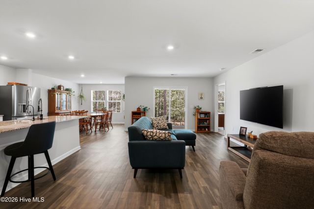 2518 Sardis Drive SE, Bolivia, NC 28422