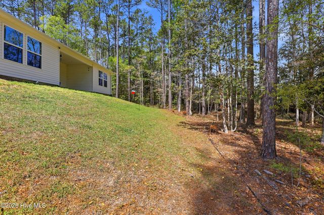 2518 Sardis Drive SE, Bolivia, NC 28422