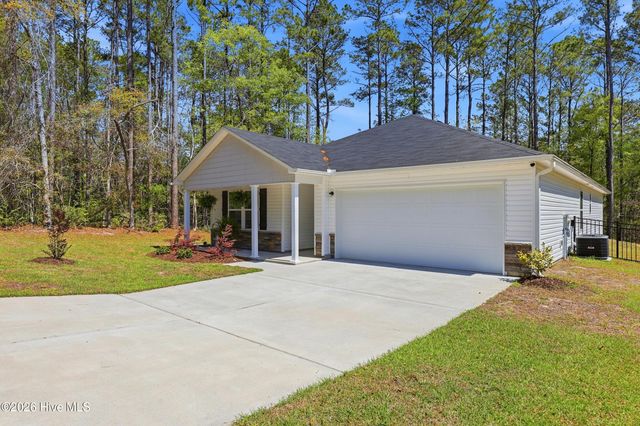 2518 Sardis Drive SE, Bolivia, NC 28422