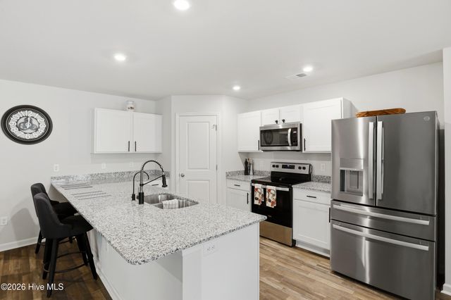 2518 Sardis Drive SE, Bolivia, NC 28422