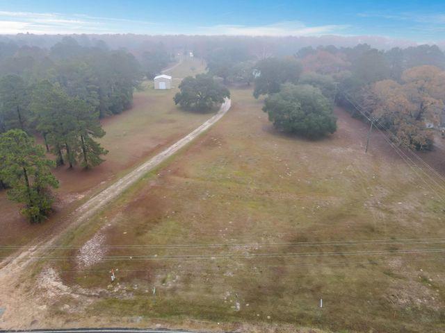 3723 E Fm 256 E, Colmesneil, TX 75938