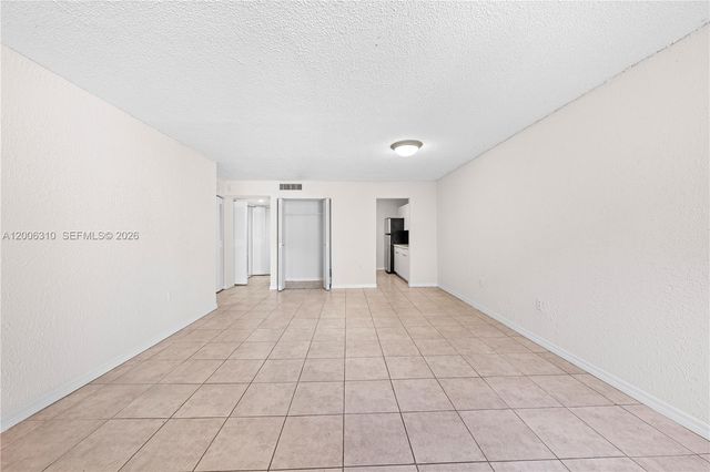 10500 SW 108th Ave B211, Miami, FL 33176