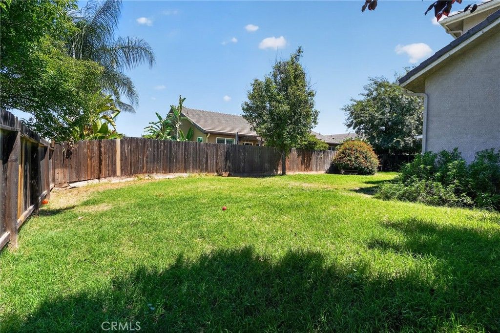 Image 28 of property listing at 82 N Wathen, Sanger, CA 93657