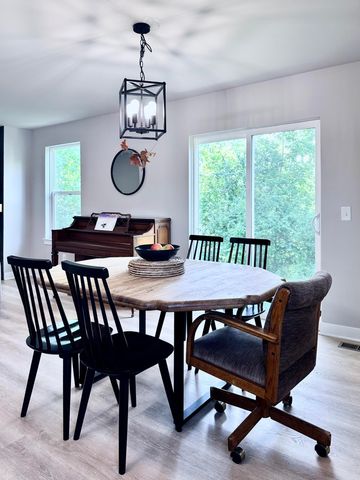 700 Machnik Drive, Chelsea, MI 48118