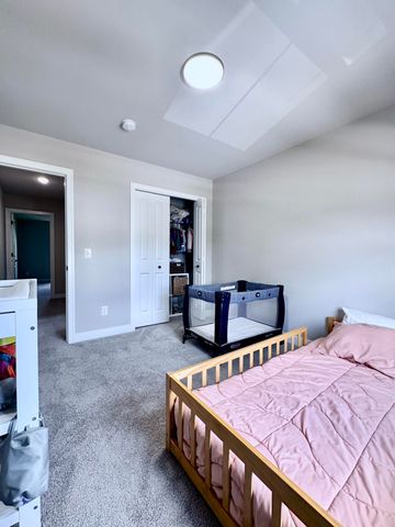 700 Machnik Drive, Chelsea, MI 48118