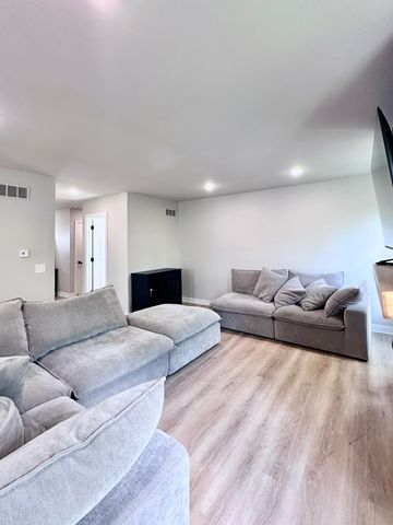 700 Machnik Drive, Chelsea, MI 48118