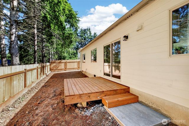 5 Endor Heights Court, Vader, WA 98593